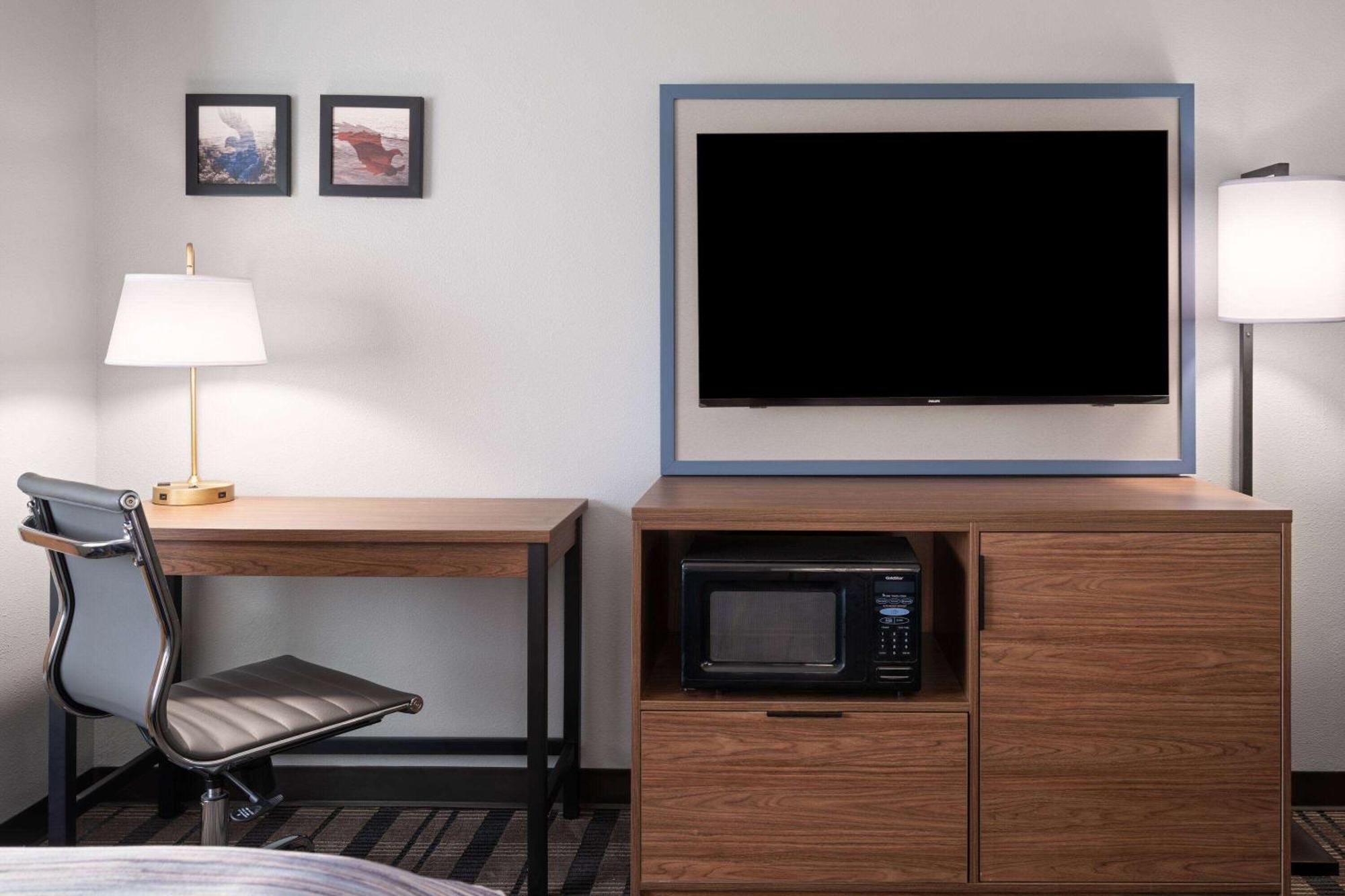 Americinn By Wyndham Beaver Dam Bagian luar foto